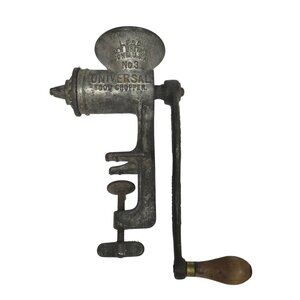 Vintage Universal No.3 Meat Grinder Food Chopper L.F.& C. New Britain Conn. USA